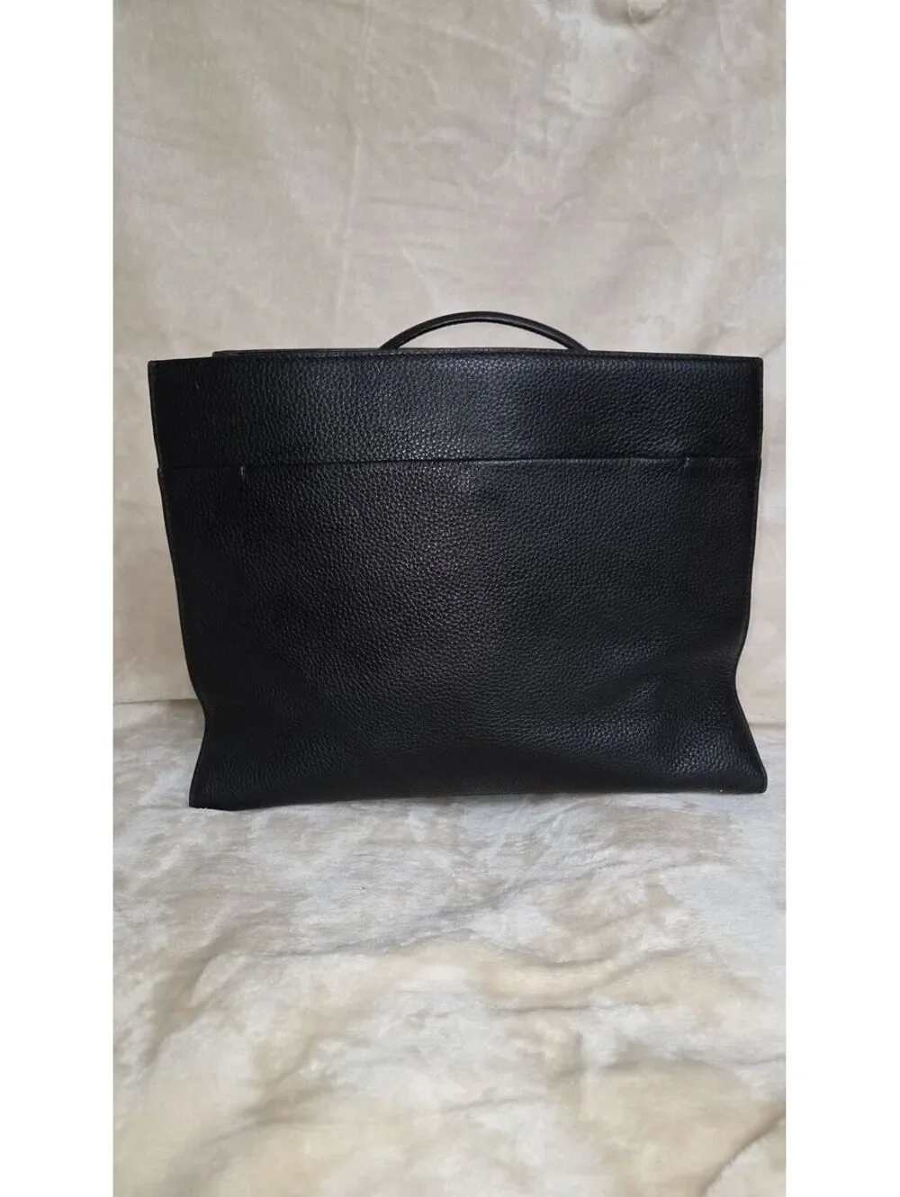 47. Kate Spade Cherry Street Danna
